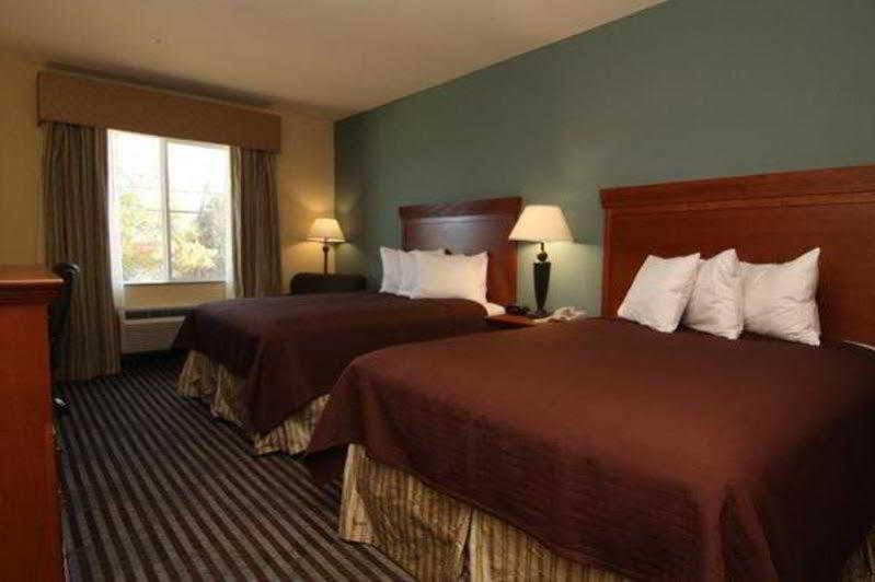 Executive Inn & Suites Marlin Eksteriør bilde